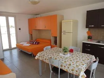 B&B Tramonti Del Sud Лечче Италия