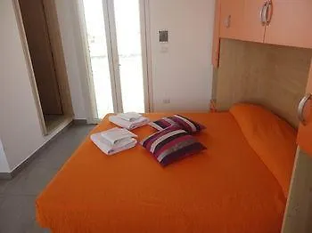 B&B Tramonti Del Sud Лечче 2*,  Италия
